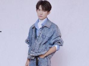 易烊千玺谈恋爱爆料视频,甜蜜视频引发网友热议  第2张